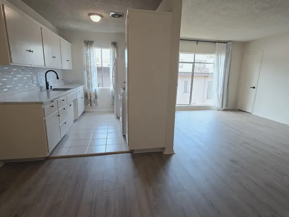526 S Saint Andrews Pl #28, Los Angeles, CA 90020
