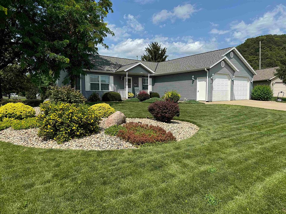 1st image of 1607 Leslie Dr
