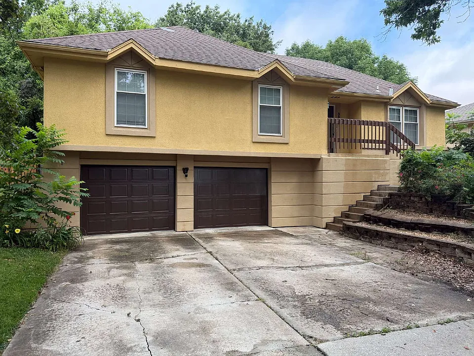 3800 SW Harbor Cir