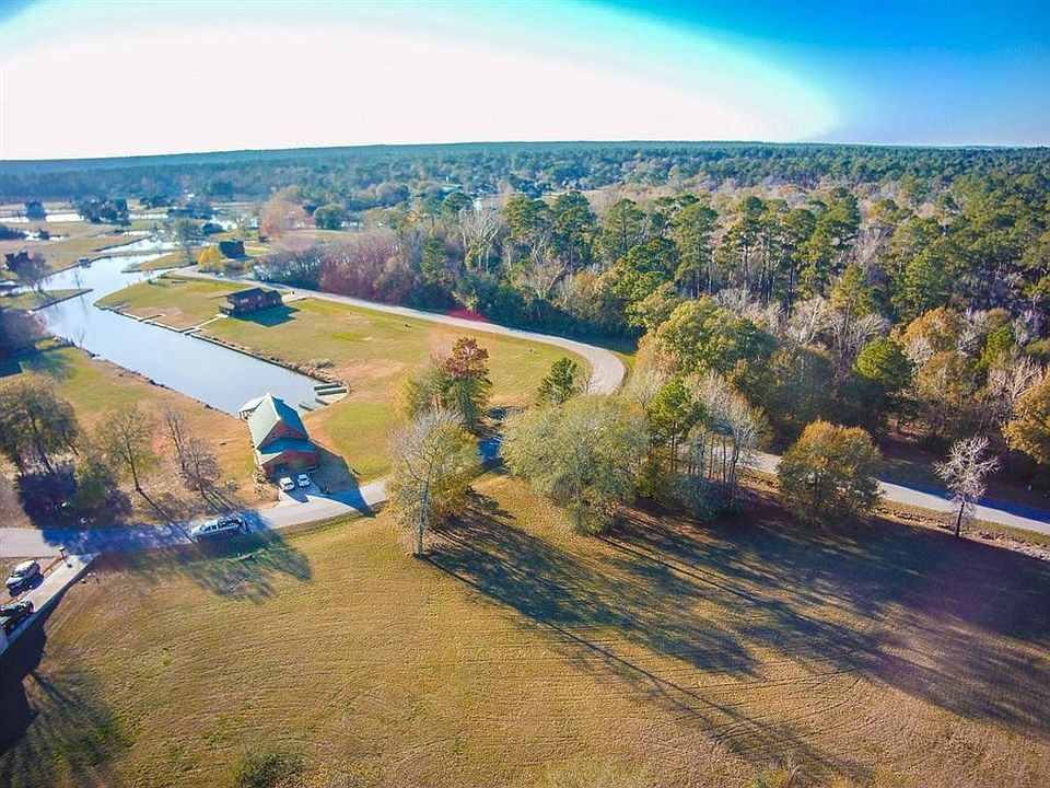 1st image of 121 Wildwood Lake Dr N