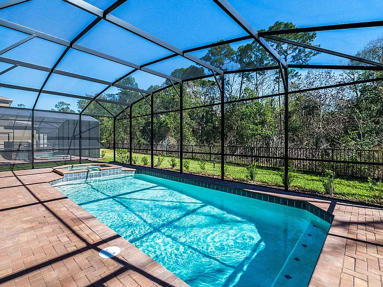 8820 Bengal Ct — Photo 32