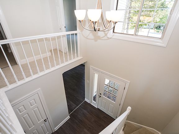 4th image of 303 Court Of Elm