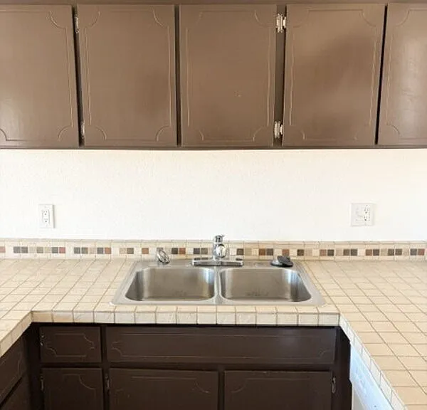 901 S Melody Ln — Photo 4