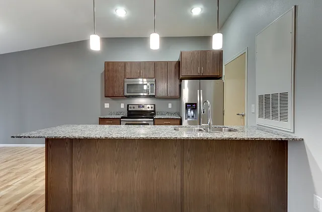 Kitchen with Large Peninsula Kitchen with Large Peninsula