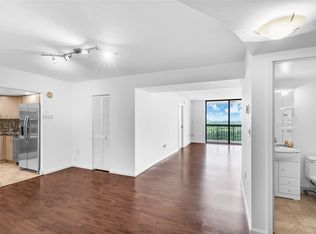 2333 Brickell Ave APT 2708, Miami, FL 33129