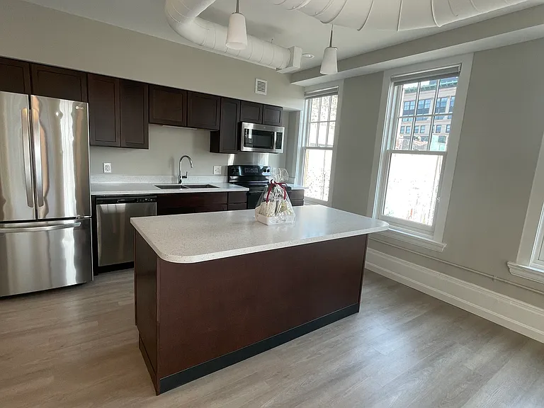 Chatham Lofts — Photo 49