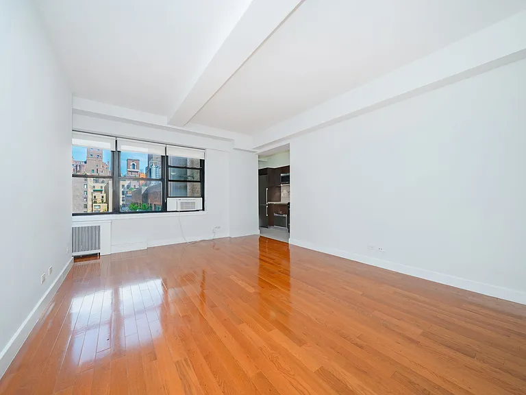 400 E 57th St #12O — Photo 1