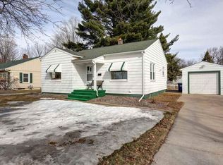 146 Lake View Dr, Wausau, WI 54403