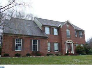 535 W Hummock Ln, Newark, DE 19702