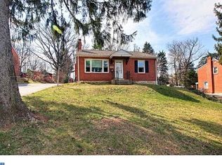 3208 Hilltop Rd, Newtown Square, PA 19073