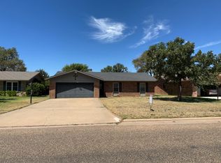 2603 Mesa Dr, Plainview, TX 79072