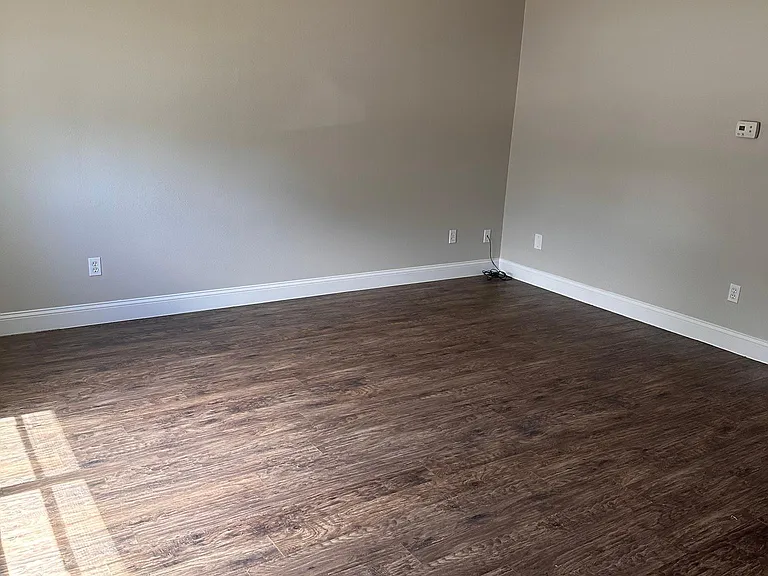 10273 W 58th Pl — Photo 3
