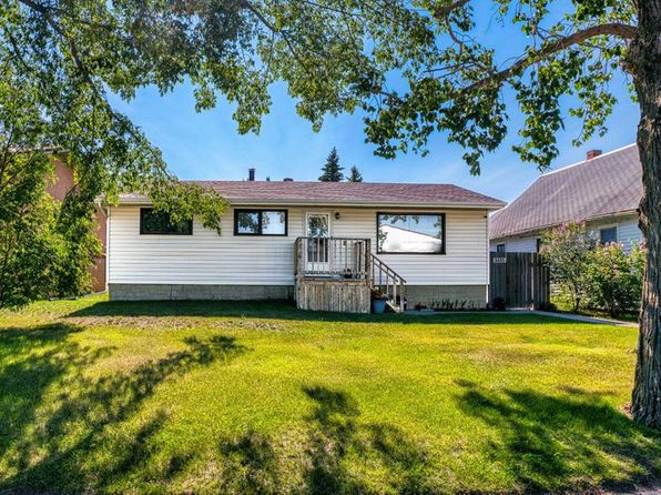 5415 W 50th St, Viking, AB T0B 4N0