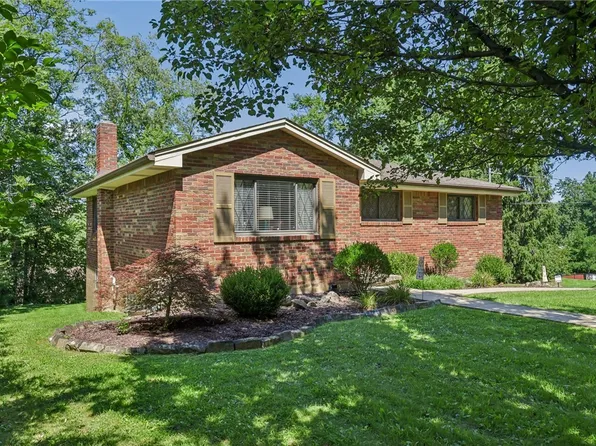 203 Graeser Ave, Bethel Park, PA 15102