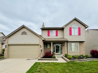 46758 Creeks Bnd, Canton, MI 48188