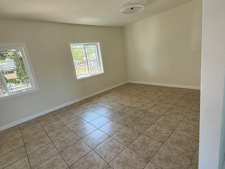4613 Eugene St #1 — Photo 12