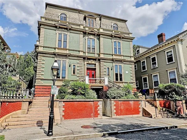 119 Benefit St APT 3, Providence, RI 02903