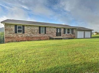 263 Bray Rd, Surgoinsville, TN 37873