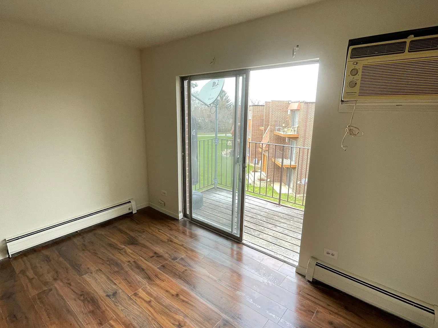 2 bed, 756 sqft, $1,650 — Photo 4
