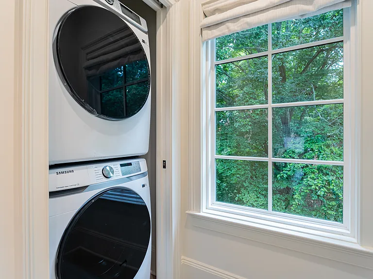 In unit washer and dryer