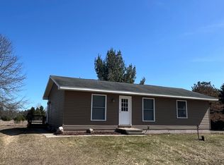 11255 Beaver Rd, Farwell, MI 48622