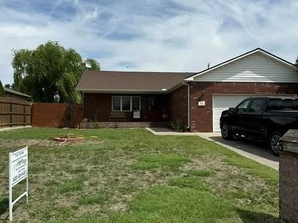 811 Apollo St, Liberal, KS 67901
