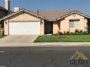 3213 Ranchgate Dr, Bakersfield, CA 93312