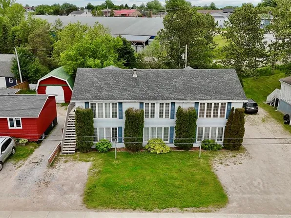 6 Upper Nicholsville Road, Deer Lake, NL A8A2E7