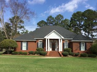 110 Iris Ln, Albany, GA 31721