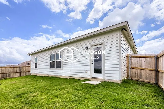 1236 Richards Ranch Rd — Photo 11