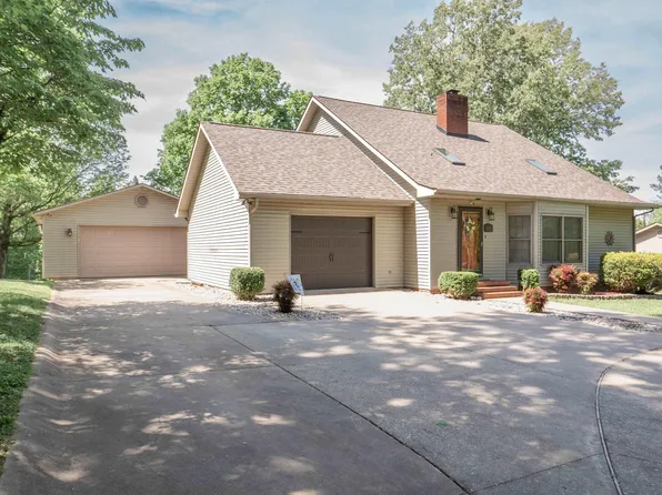407 Magnolia Dr, Kuttawa, KY 42055