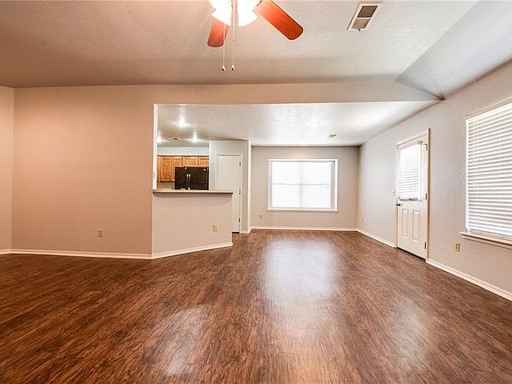 3rd image of 12433 Park Ave