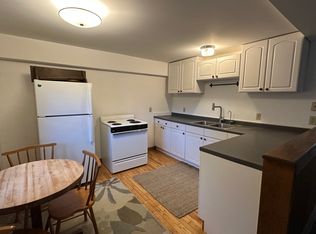 1889 State Highway 30 #1, Townshend, VT 05353