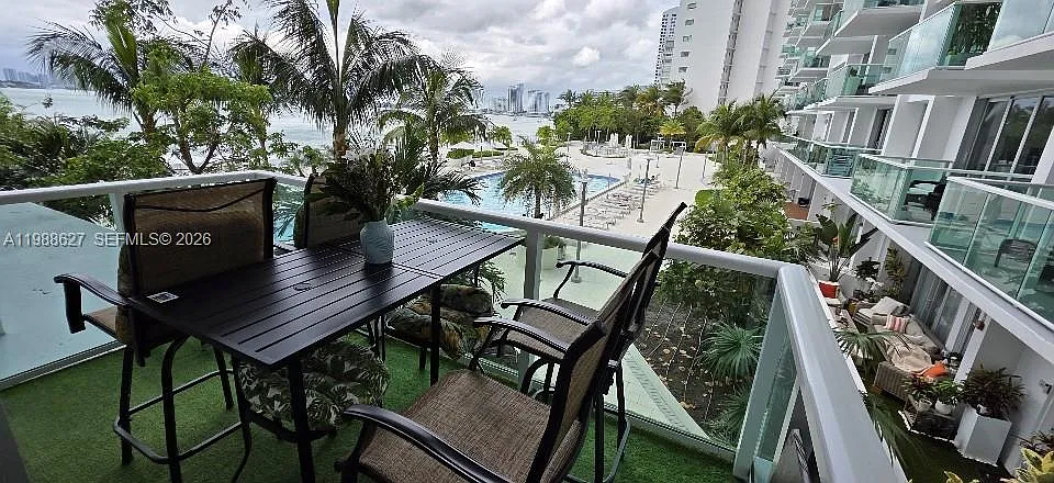 Photo 2 of 40 - 1000 West Ave #214 - Miami Beach, FL Building Photo - 1000 West Ave #214
