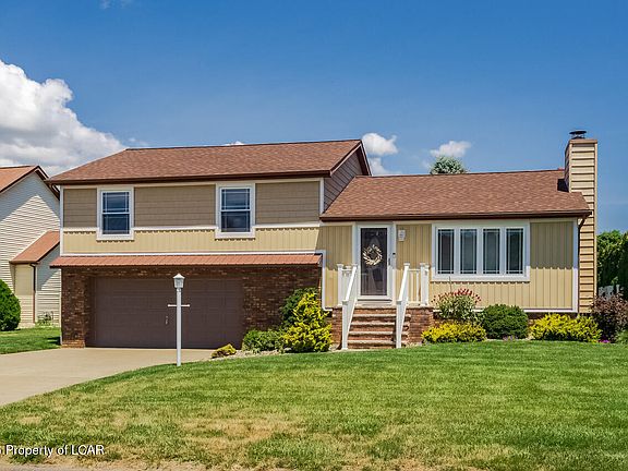 2nd image of 5 Skyview Dr