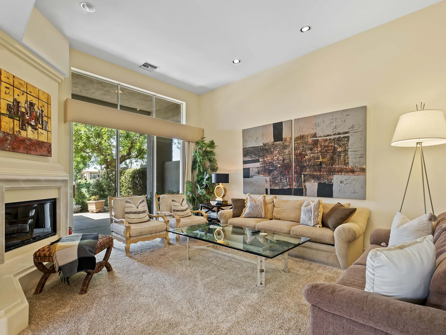 3 bed, 3.5 bath, 2182 sqft, $8,000 — Photo 3