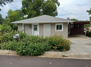 6304 8th St APT B, Lula, GA 30554