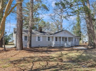 412 Circle Dr, Greenville, NC 27858