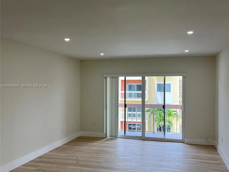 7800 Camino Real #H-307 — Photo 4