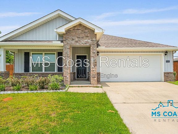 4th image of 15236 Cypress Way
