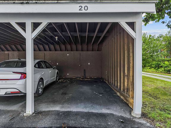 4th image of 16 Northbrook Drive #1608