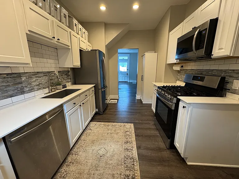 5029 Norwood Ave — Photo 12