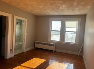 299 Nahant Rd APT 5, Nahant, MA 01908