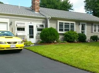 34 Carleton Ln, Centerville, MA 02632