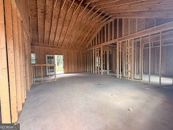 3rd image of 207 Loftis Rd