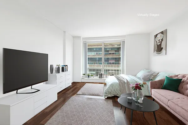 Rented by Corcoran | media 2