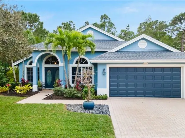 8577 SW Sea Captain Dr, Stuart, FL 34997