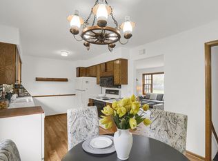 5009 Brookdale Dr N, Brooklyn Park, MN 55443