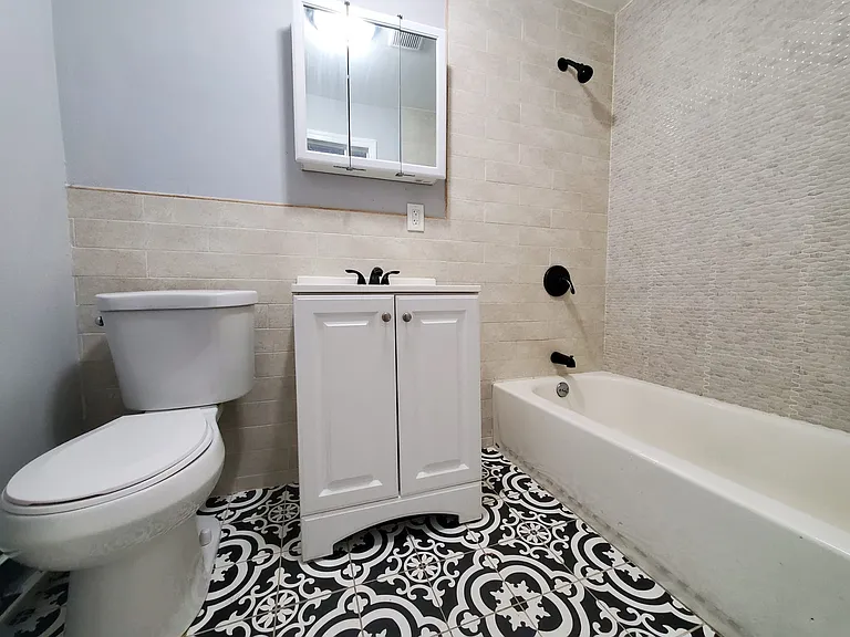 174 Hopkins Ave #3 — Photo 5