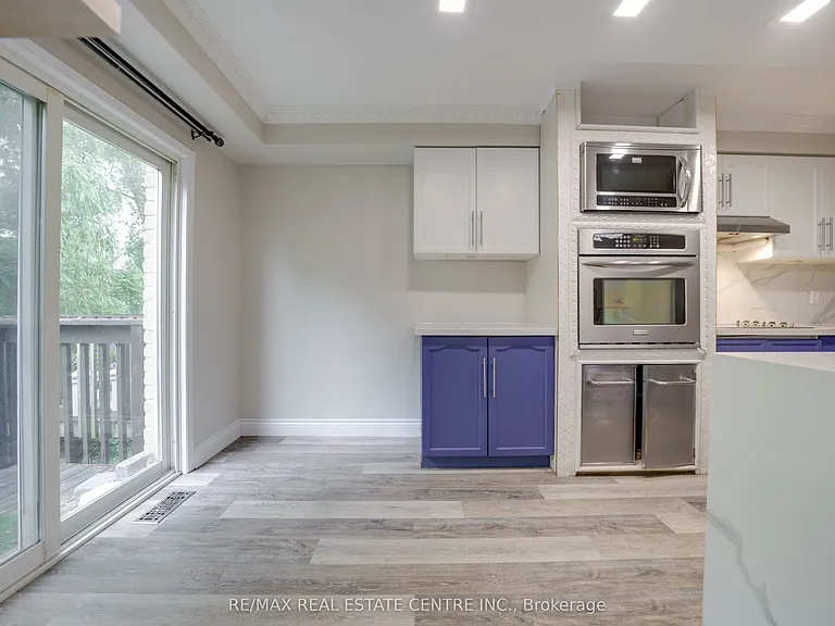 76 Frances Ave #32 — Photo 8